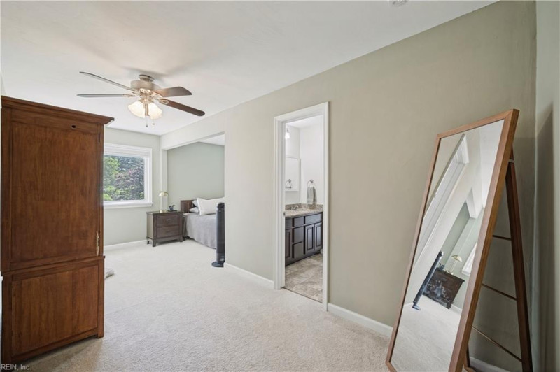 Photo 21 of 39 residential for sale in Norfolk virginia