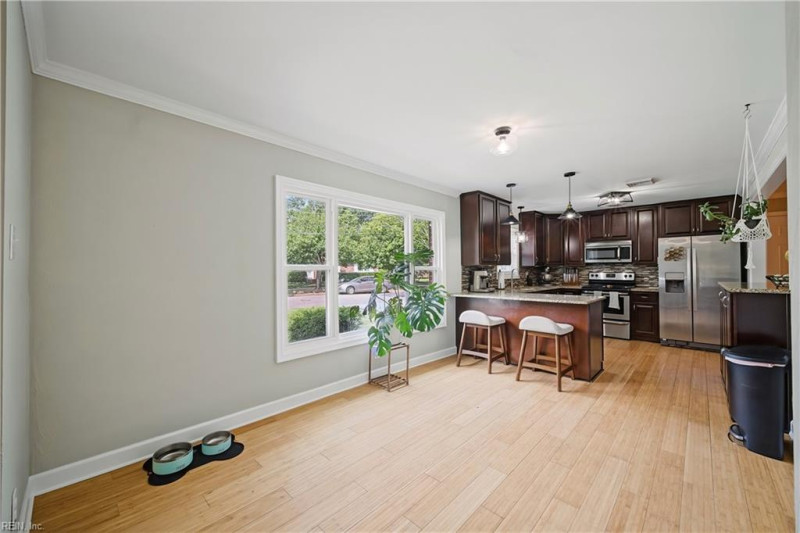 Photo 3 of 39 residential for sale in Norfolk virginia