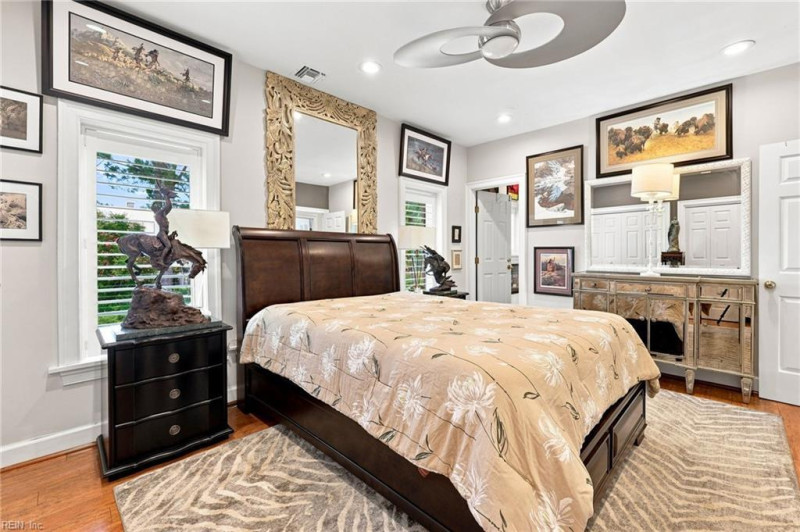 Photo 22 of 41 residential for sale in Norfolk virginia