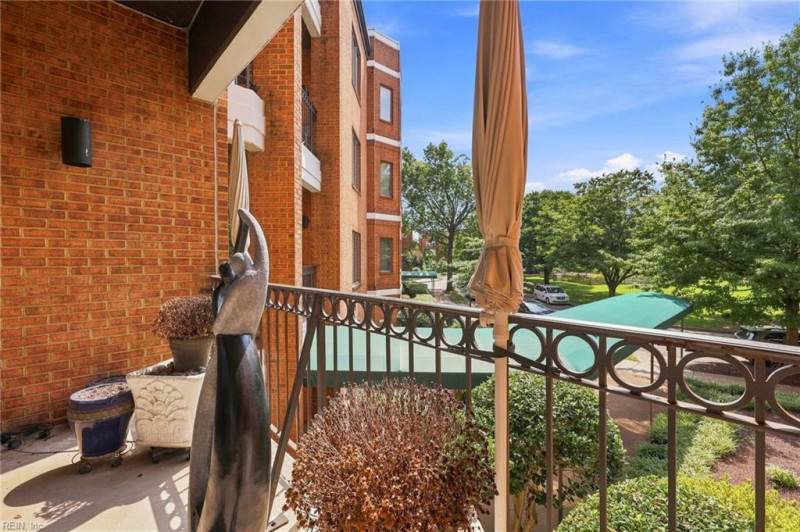Photo 37 of 41 residential for sale in Norfolk virginia