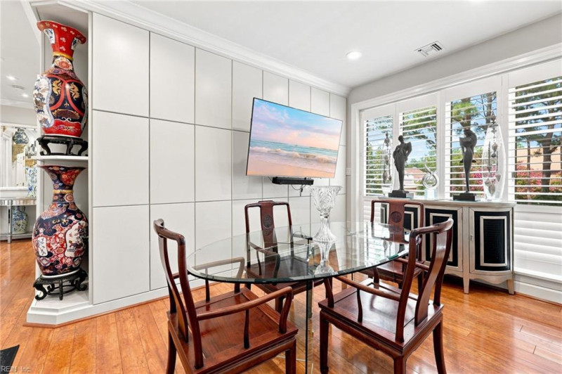 Photo 7 of 41 residential for sale in Norfolk virginia
