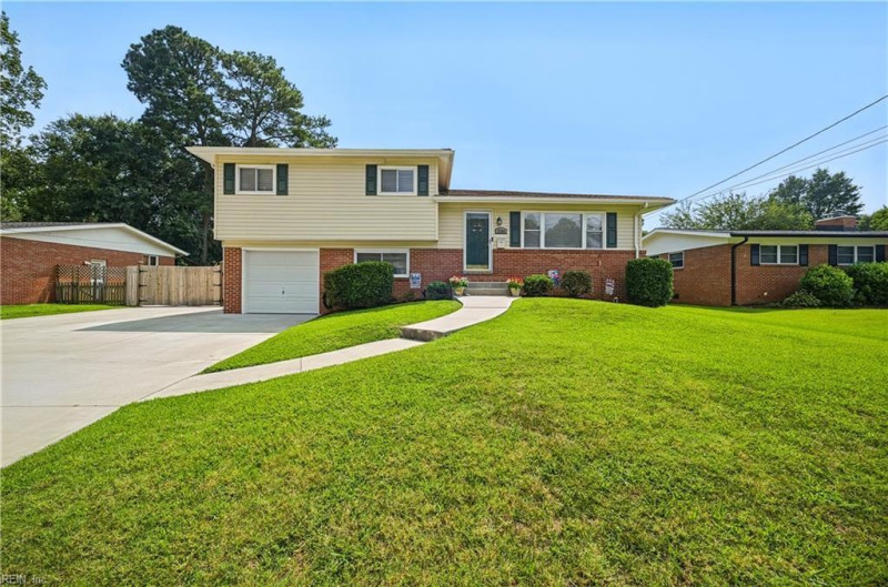 Photo 2 of 36 residential for sale in Virginia Beach virginia Photo 2 of 36 residential for sale in Virginia Beach virginia