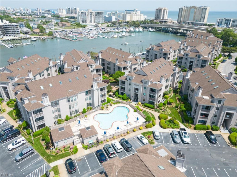 Photo 7 of 32 residential for sale in Virginia Beach virginia Photo 7 of 32 residential for sale in Virginia Beach virginia