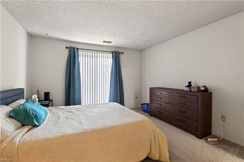 Photo 15 of 22 residential for sale in Virginia Beach virginia