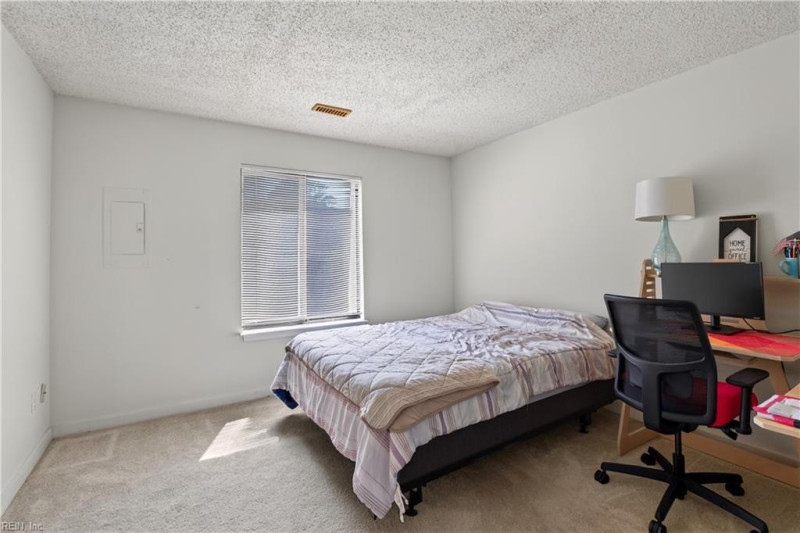 Photo 18 of 22 residential for sale in Virginia Beach virginia