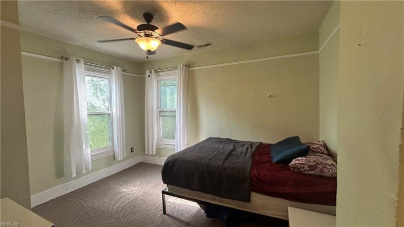 Photo 25 of 30 residential for sale in Portsmouth virginia