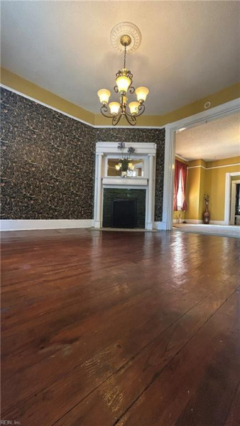 Photo 5 of 30 residential for sale in Portsmouth virginia