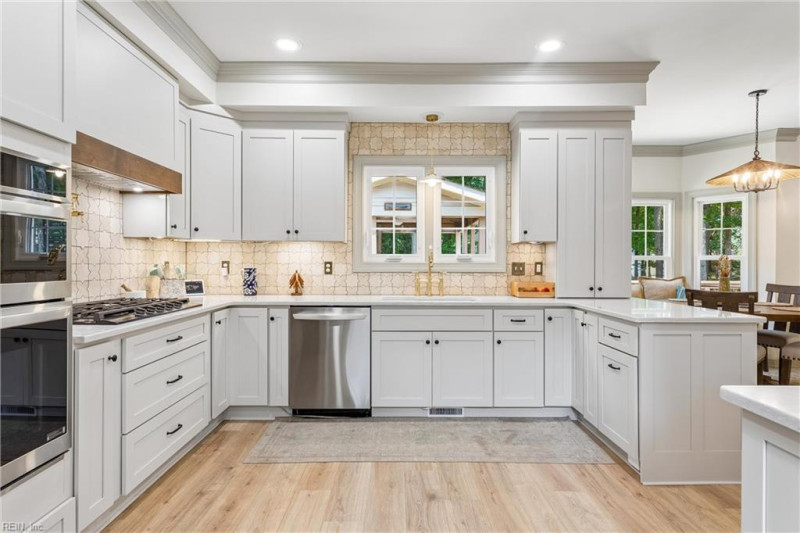Photo 13 of 50 residential for sale in Poquoson virginia