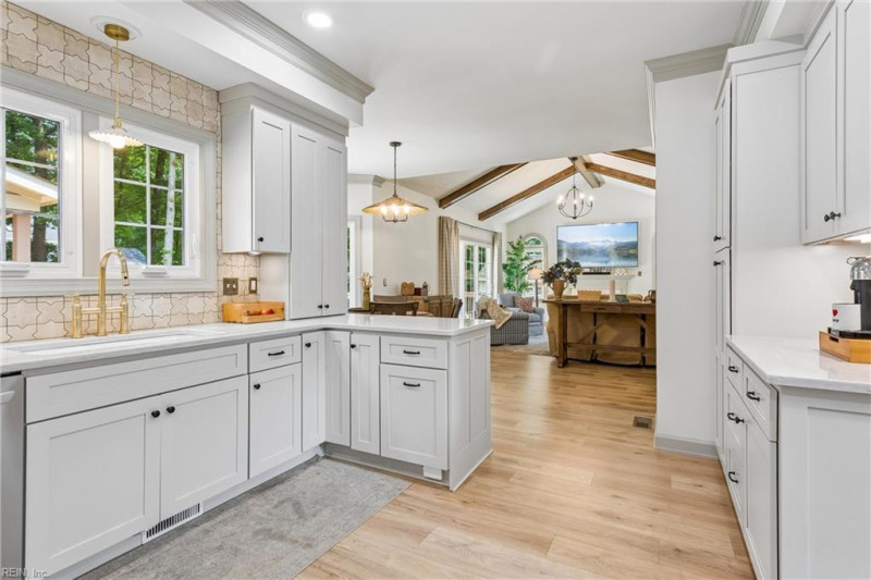 Photo 20 of 50 residential for sale in Poquoson virginia