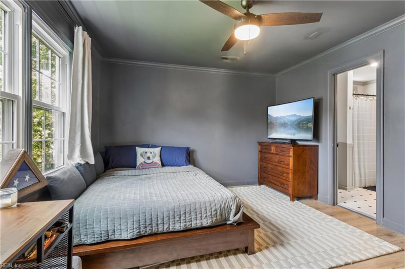 Photo 36 of 50 residential for sale in Poquoson virginia