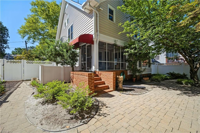 Photo 33 of 51 residential for sale in Norfolk virginia Photo 33 of 51 residential for sale in Norfolk virginia