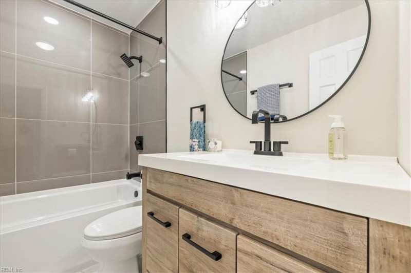 Photo 12 of 35 residential for sale in Newport News virginia