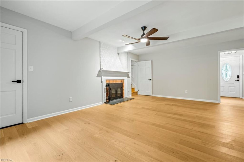 Photo 15 of 35 residential for sale in Newport News virginia