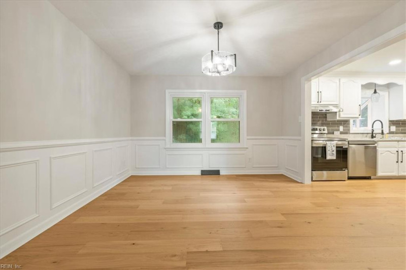 Photo 8 of 35 residential for sale in Newport News virginia