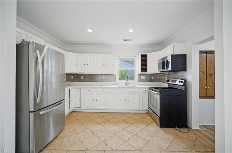 Photo 13 of 40 residential for sale in Portsmouth virginia Photo 13 of 40 residential for sale in Portsmouth virginia