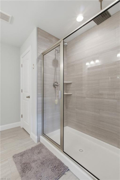 Photo 20 of 43 residential for sale in Suffolk virginia