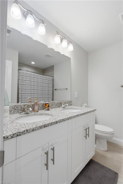Photo 22 of 43 residential for sale in Suffolk virginia