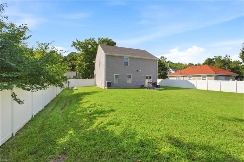Photo 31 of 43 residential for sale in Suffolk virginia