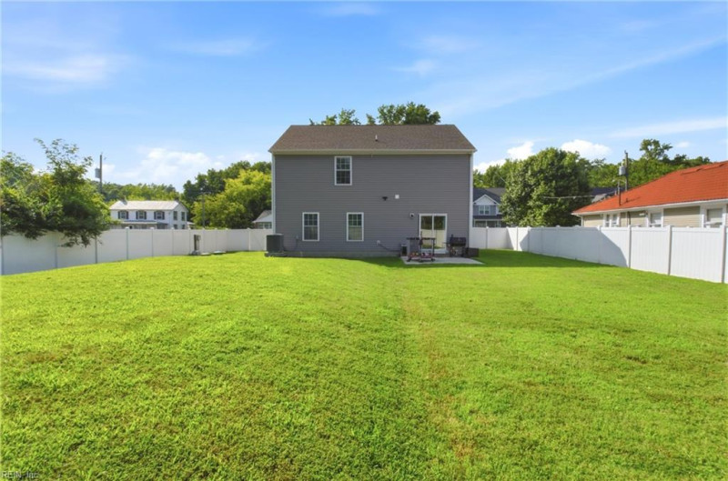 Photo 33 of 43 residential for sale in Suffolk virginia