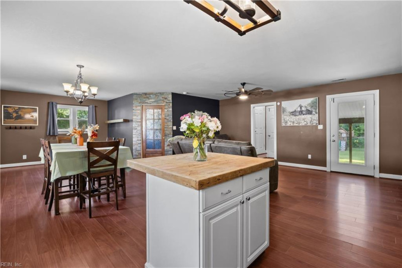 Photo 9 of 41 residential for sale in Chesapeake virginia Photo 9 of 41 residential for sale in Chesapeake virginia