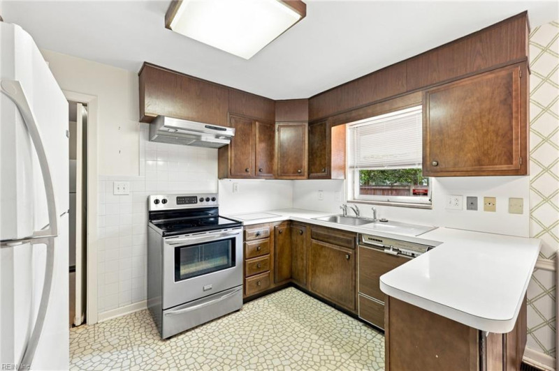 Photo 19 of 49 residential for sale in Norfolk virginia Photo 19 of 49 residential for sale in Norfolk virginia