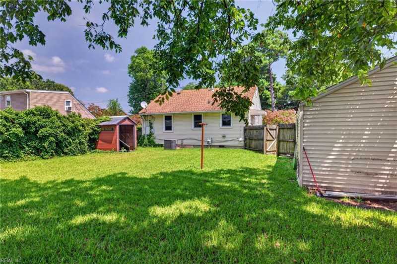 Photo 19 of 23 residential for sale in Norfolk virginia Photo 19 of 23 residential for sale in Norfolk virginia