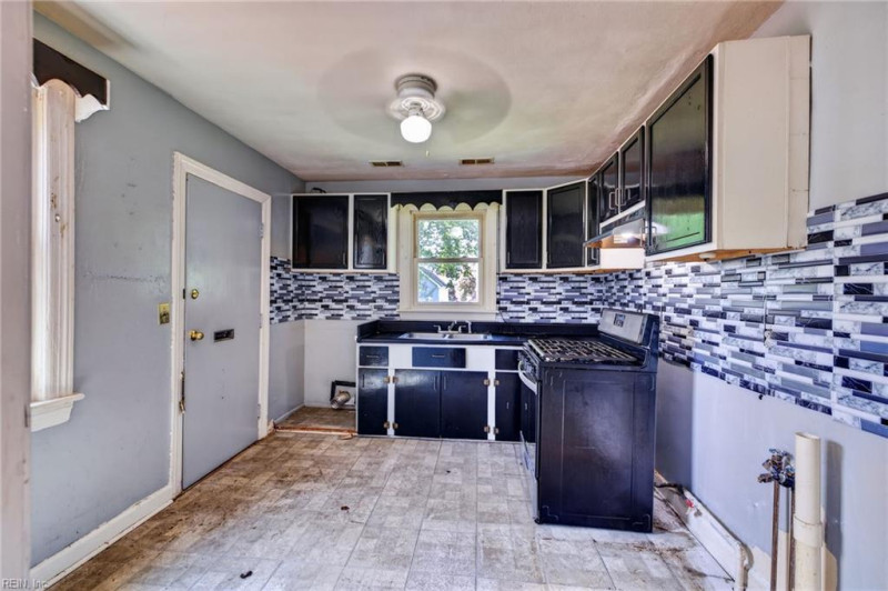 Photo 7 of 23 residential for sale in Norfolk virginia Photo 7 of 23 residential for sale in Norfolk virginia