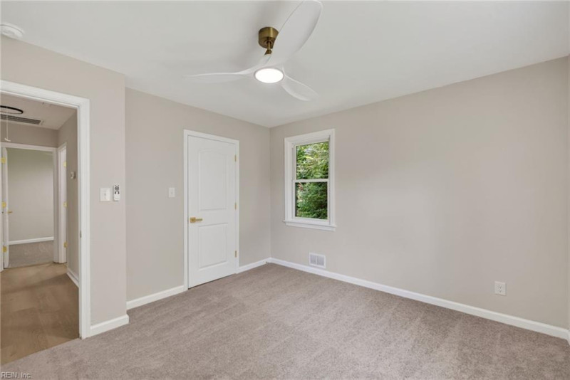Photo 16 of 27 residential for sale in Chesapeake virginia Photo 16 of 27 residential for sale in Chesapeake virginia