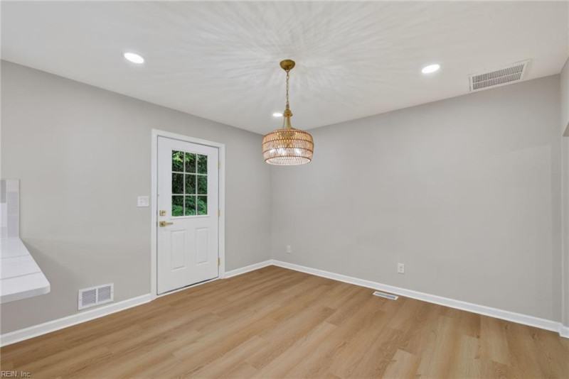 Photo 7 of 27 residential for sale in Chesapeake virginia Photo 7 of 27 residential for sale in Chesapeake virginia