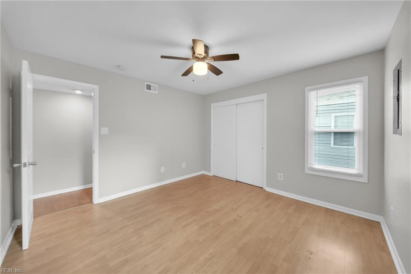 Photo 17 of 23 residential for sale in Norfolk virginia Photo 17 of 23 residential for sale in Norfolk virginia