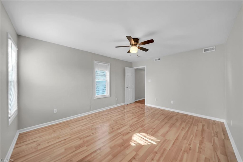 Photo 21 of 23 residential for sale in Norfolk virginia Photo 21 of 23 residential for sale in Norfolk virginia