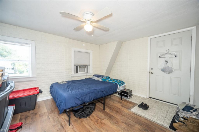 Photo 33 of 40 residential for sale in Norfolk virginia Photo 33 of 40 residential for sale in Norfolk virginia