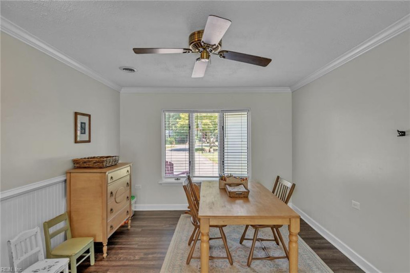 Photo 13 of 50 residential for sale in York County virginia