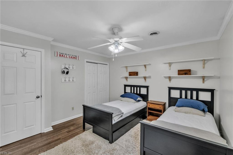 Photo 31 of 50 residential for sale in York County virginia