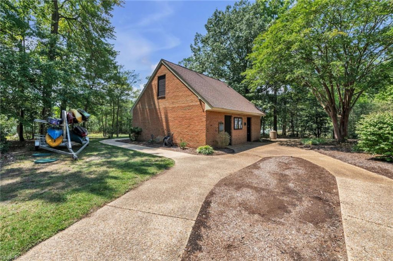 Photo 41 of 50 residential for sale in York County virginia