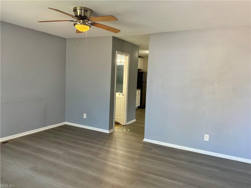 Photo 17 of 19 residential for sale in Hampton virginia