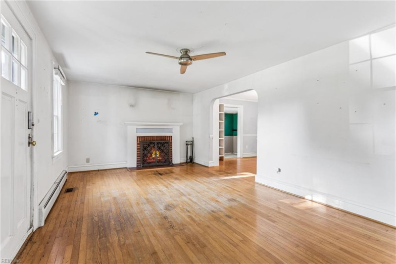 Photo 8 of 48 residential for sale in Hampton virginia Photo 8 of 48 residential for sale in Hampton virginia