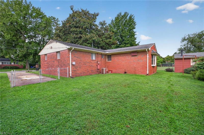 Photo 21 of 22 residential for sale in Portsmouth virginia