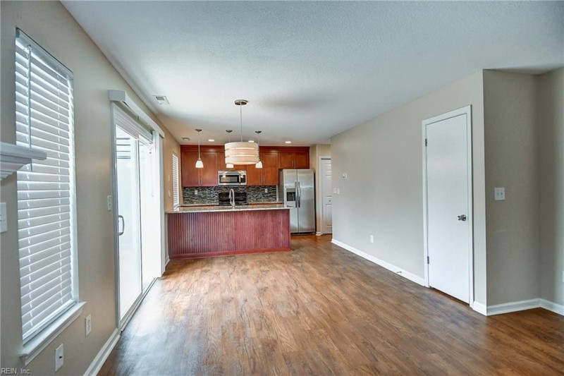 Photo 7 of 46 residential for sale in Virginia Beach virginia