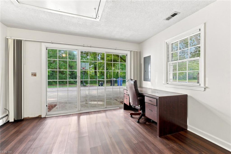 Photo 20 of 50 residential for sale in Virginia Beach virginia