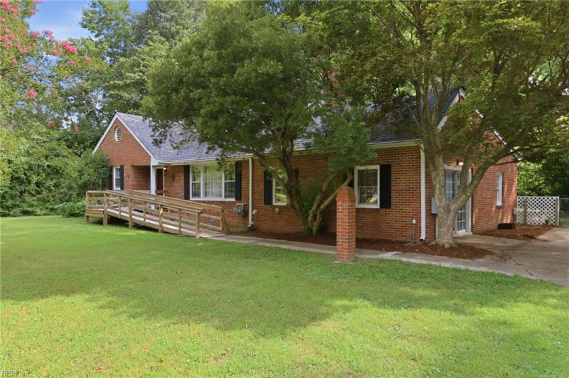 Photo 3 of 50 residential for sale in Virginia Beach virginia