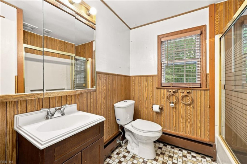 Photo 31 of 50 residential for sale in Virginia Beach virginia