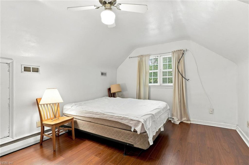 Photo 33 of 50 residential for sale in Virginia Beach virginia