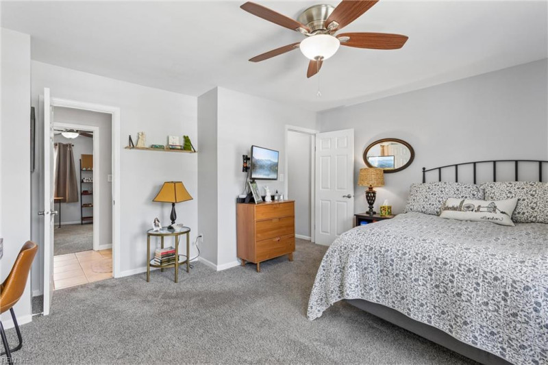 Photo 37 of 45 residential for sale in York County virginia