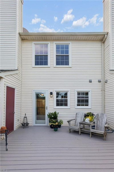 Photo 44 of 45 residential for sale in York County virginia