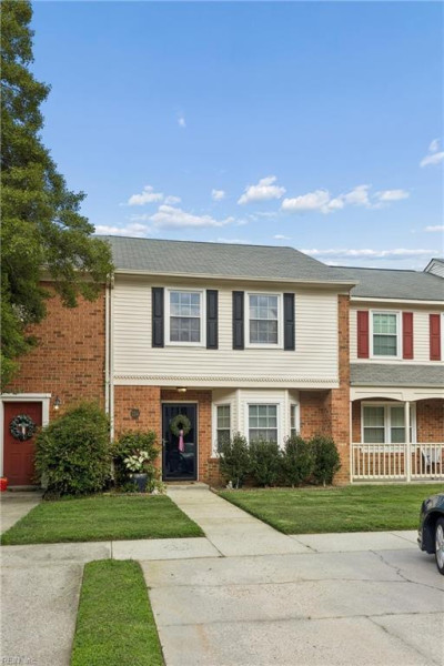 Photo 7 of 45 residential for sale in York County virginia