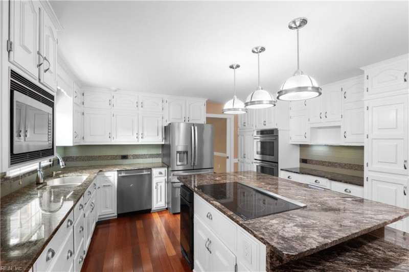 Photo 13 of 50 residential for sale in Virginia Beach virginia
