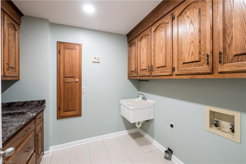 Photo 18 of 50 residential for sale in Virginia Beach virginia