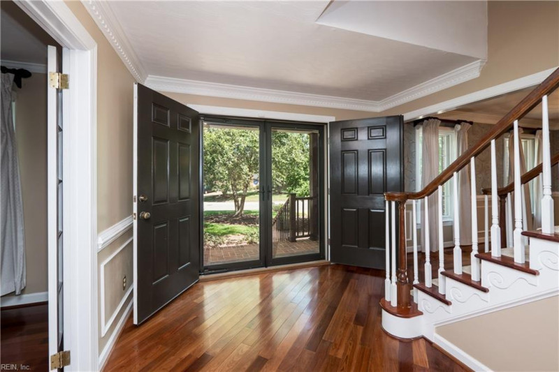 Photo 4 of 50 residential for sale in Virginia Beach virginia