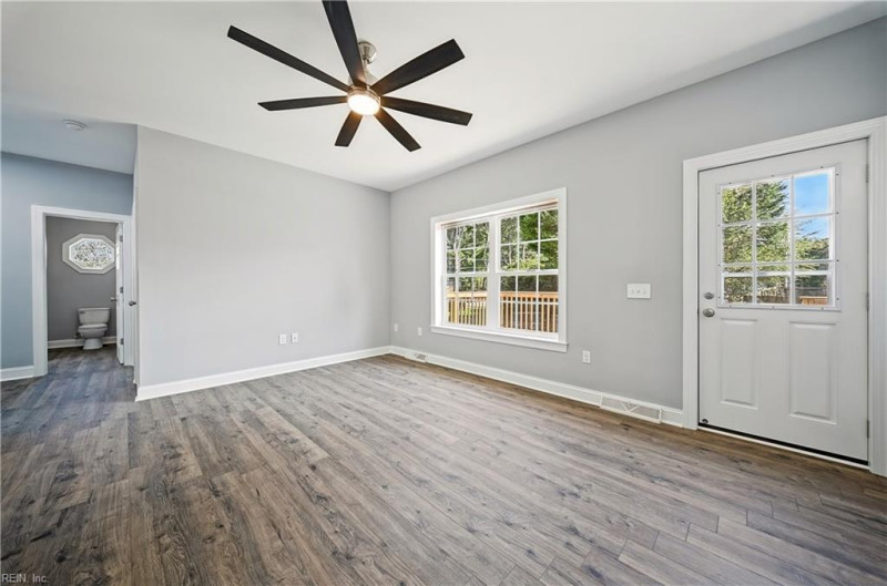 Photo 13 of 50 residential for sale in Chesapeake virginia Photo 13 of 50 residential for sale in Chesapeake virginia